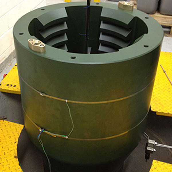 Pressure vessel for testing wellbore drilling tools
