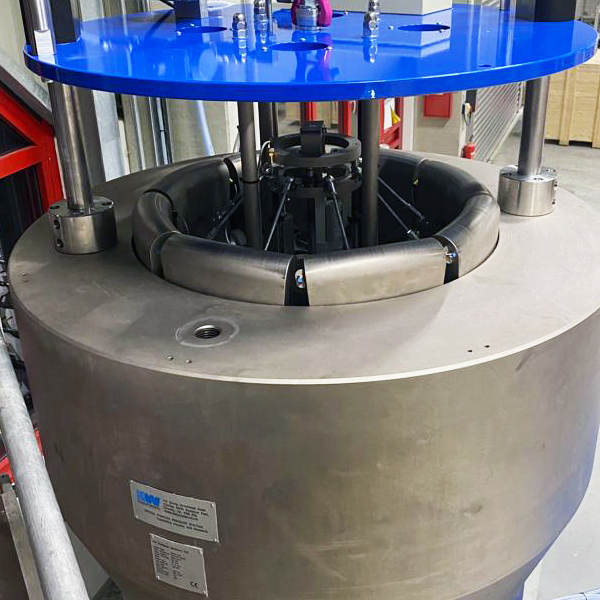 High Pressure system for testing underwater robotics technology